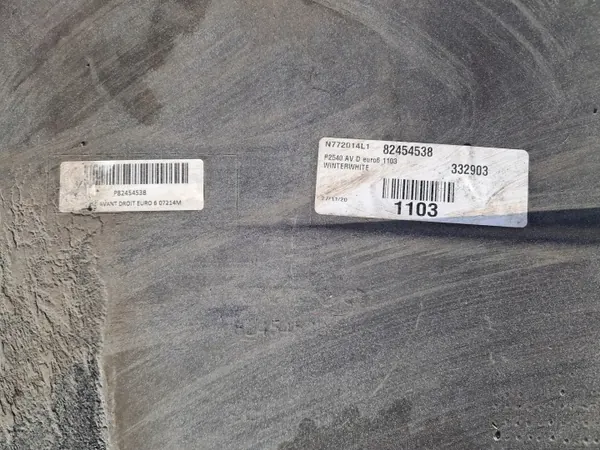 Cobertura Intereixo Volvo FH4 OEM 82454538 - Usado image 8