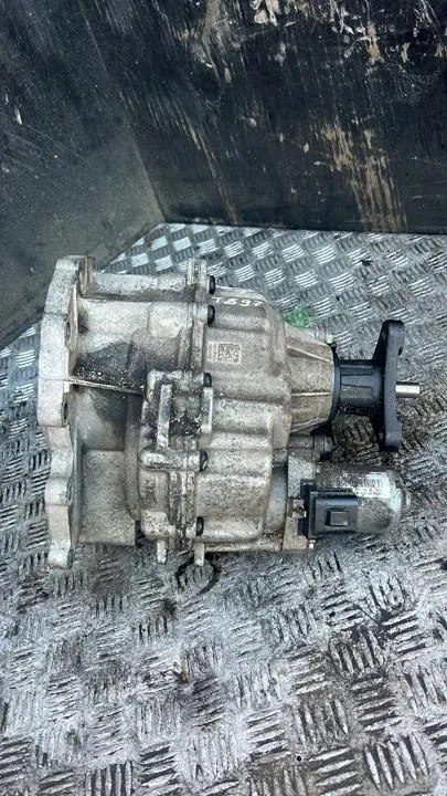 Boîte de transfert Ford OE L1M37A195AE pour Explorer 2020 image 4