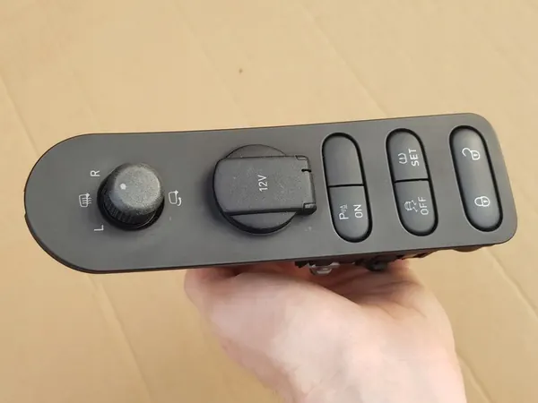 Mittelkonsole Steuerpanel - SEAT Leon II, Altea, Toledo III image 2