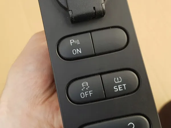 Mittelkonsole Steuerpanel - SEAT Leon II, Altea, Toledo III image 7