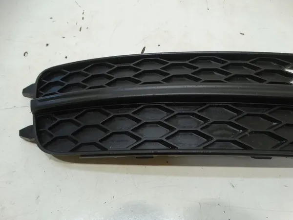 Griglia paraurti anteriore Audi A6 C7 4G0807681D image 6