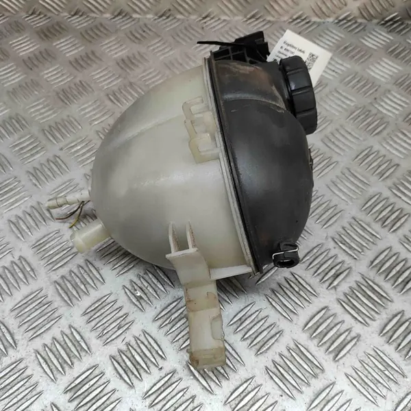 Koelvloeistofreservoir A2045000649 Mercedes-Benz image 2