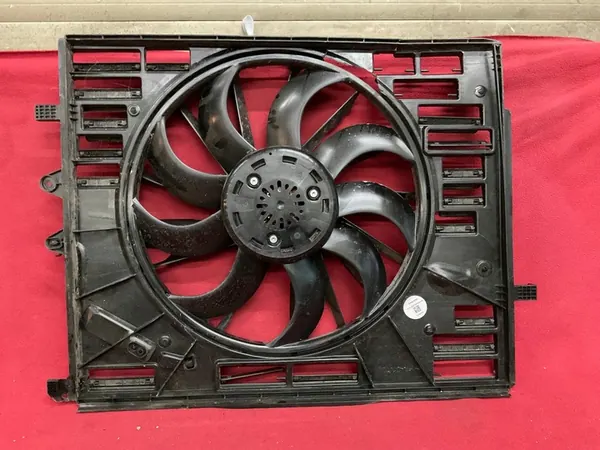 Kylarrubrik Volvo XC90 II 2.0D Mild Hybrid image 9