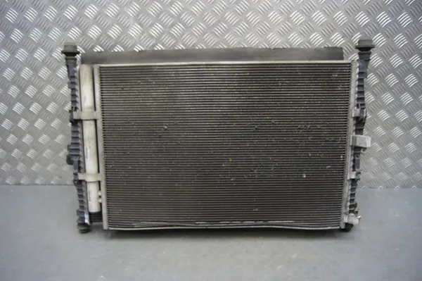 Ford OE AC-kondensaattori BK21-8C342-AC image 2