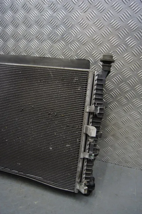 Ford OE AC-kondensaattori BK21-8C342-AC image 5