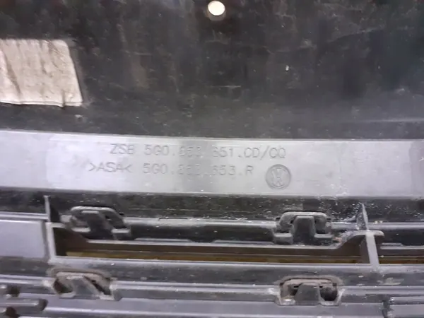 VW GOLF VII 7 R-LINE GRILL 2016-2019 5G0853651CD image 6