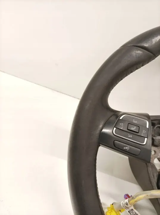 Volant Multifonction d'Occasion pour VW Tiguan I image 3