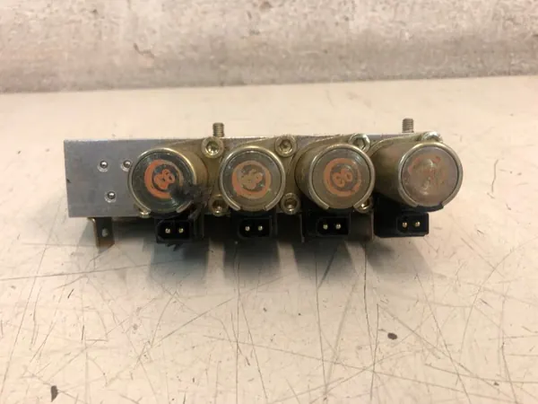 Electroválvula de techo OEM 1298001678 para Mercedes R129 image 3