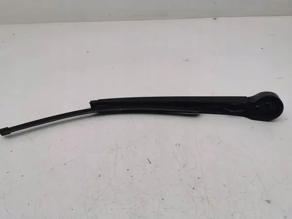 Volkswagen T-Roc 2018 Rear Wiper Arm OEM 5F3955707 image 4