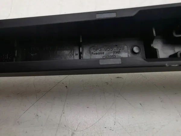 Volkswagen T-Roc 2018 Rear Wiper Arm OEM 5F3955707 image 6