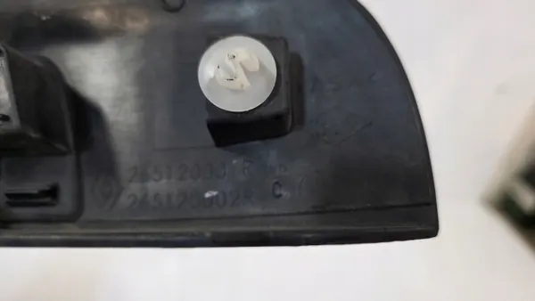 OEM 265120001R Moldura Puerta Trasera Izquierda Opel Movano B image 6