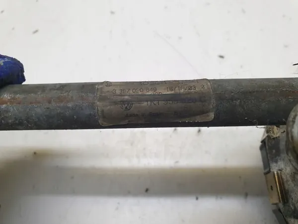 Pyyhkijän mekanismi VW Golf V image 6