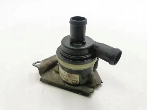 Vattenpump OEM 95165365 för Opel Antara Captiva 2.2 CDTI image 2