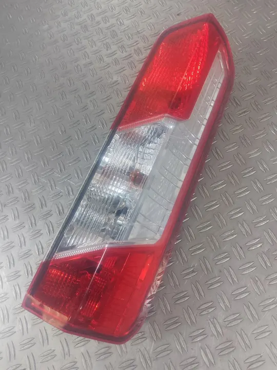 FORD TRANSIT MK8 15- Luz Trasera Derecha BK3113404AG image 2