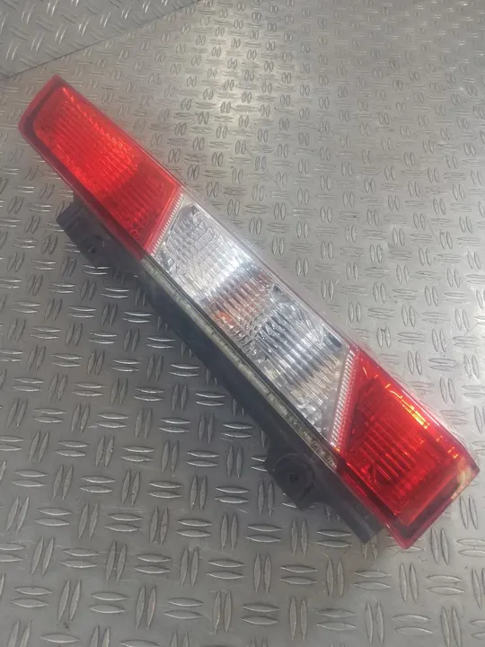 FORD TRANSIT MK8 15- Luz Trasera Derecha BK3113404AG image 3