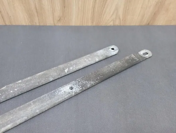 OEM NUMER88 A2075240047 Refuerzo Suspensión Trasera image 4