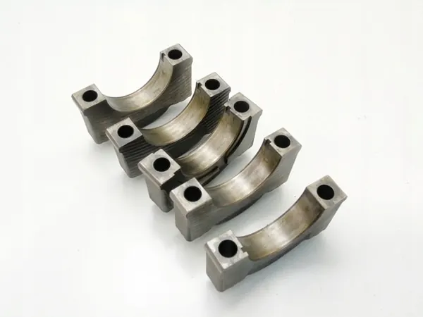 Support de pied de vilebrequin OEM 049103041G Occasion image 6
