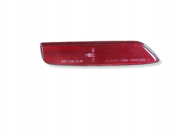 Reflector izquierdo parachoques OEM 8355A123 - Mitsubishi image 2