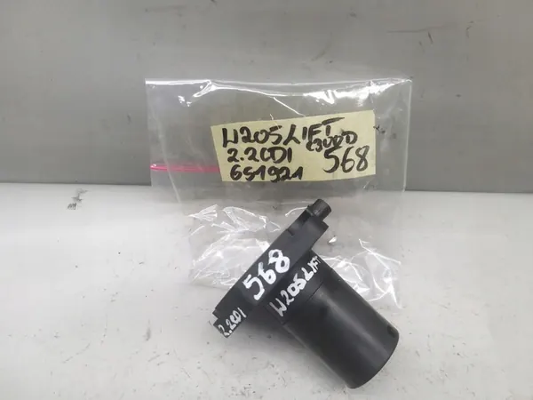 Öljyn Tason Anturi W205 C220 2.2 CDI A6511530132 image 8