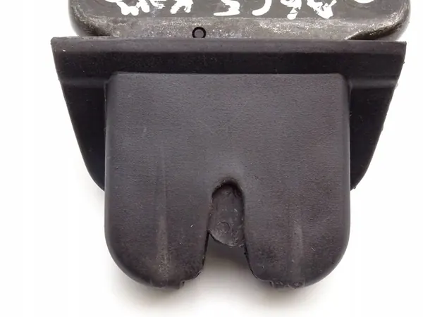 Audi A6 C5 Bagagelås 4B9827505M image 5