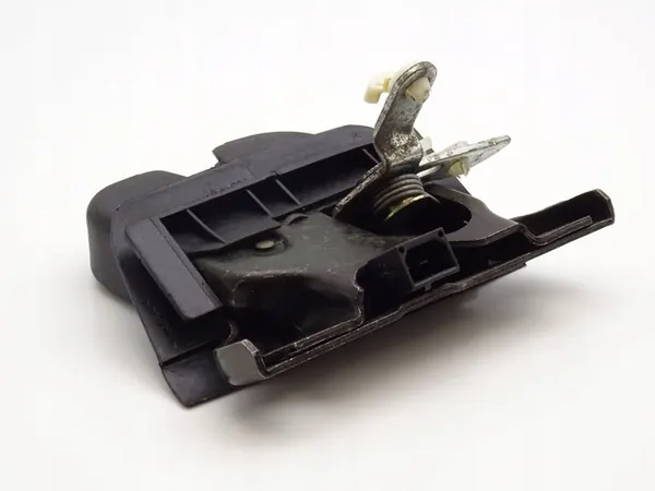 Audi A6 C5 Bagagelås 4B9827505M image 7