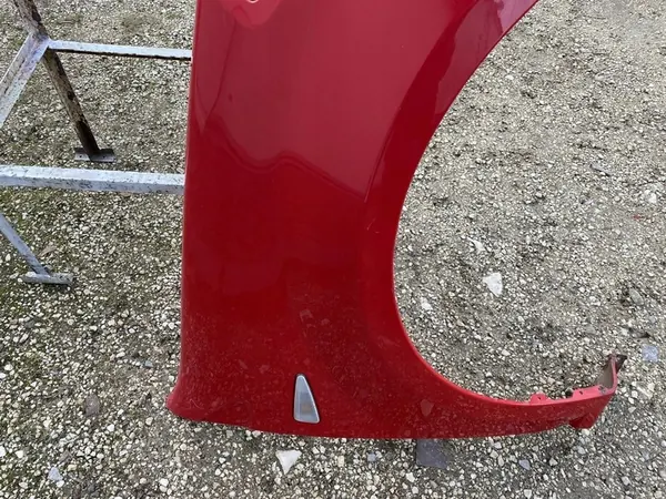 Höger framskärm Dacia Sandero I 08-12 OEM 6001551025 image 4