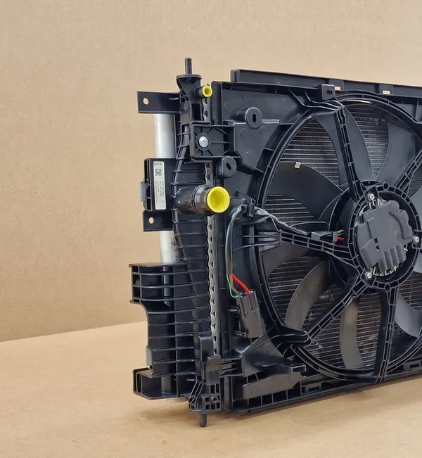 Complete radiator 508 II 308 II 3008 II DS7 1.6T image 3