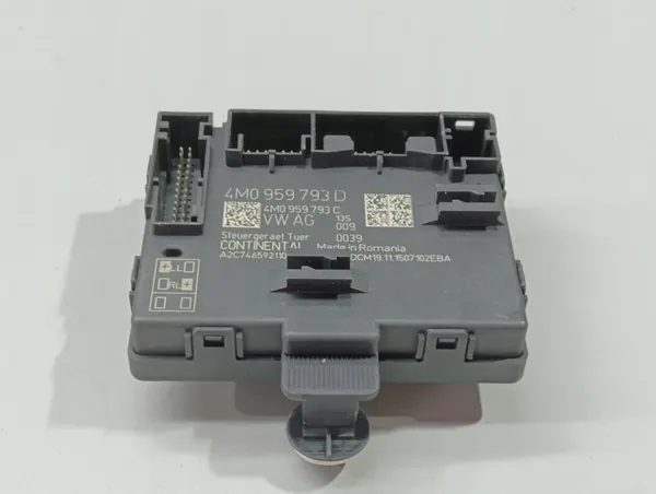 Módulo de controle da porta dianteira esquerda Audi OE image 1