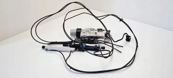 Hydrauliikkapumppu OEM A1728000030 Mercedes-Benz image 2