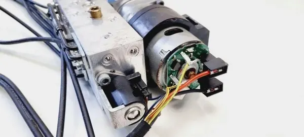 Hydrauliikkapumppu OEM A1728000030 Mercedes-Benz image 7