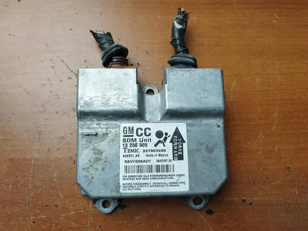 Module de contrôle d'airbag Opel Corsa D image 2