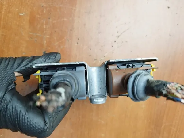 Module de contrôle d'airbag Opel Corsa D image 3