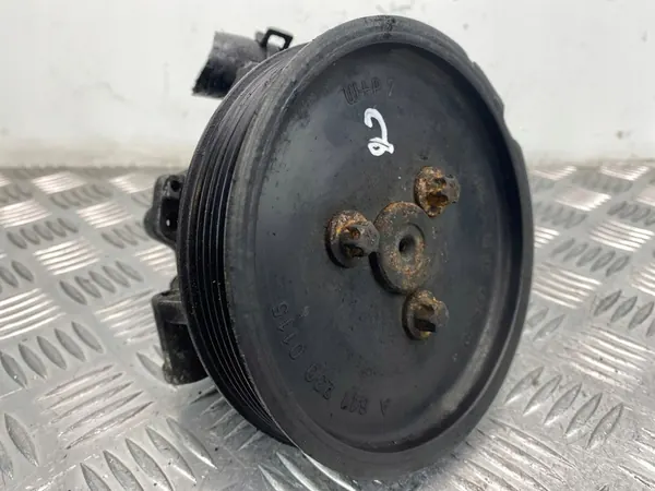 Bomba de direção assistida Mercedes C W203 2.2 CDI 0024669301 image 4