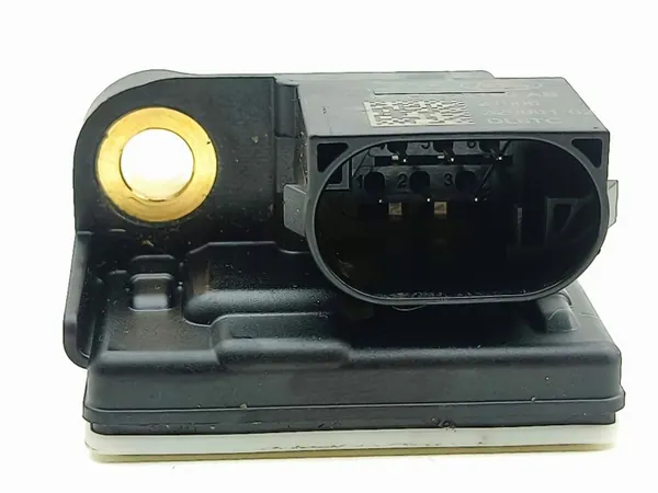 Sensor de velocidad Land Rover OEM M8E23C190AB - Usado image 5