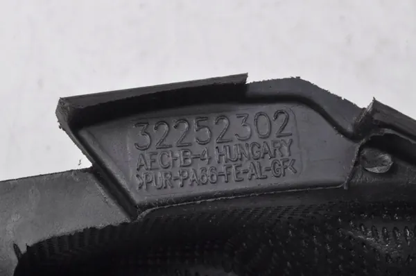 Volvo XC90 II 2.0 T8 Couverture Insonorisante OEM 32252302 image 4