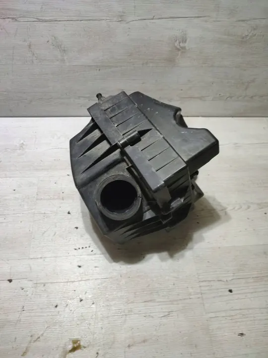 Filtre à air OEM 39032999 pour Opel Corsa E 2018 image 4
