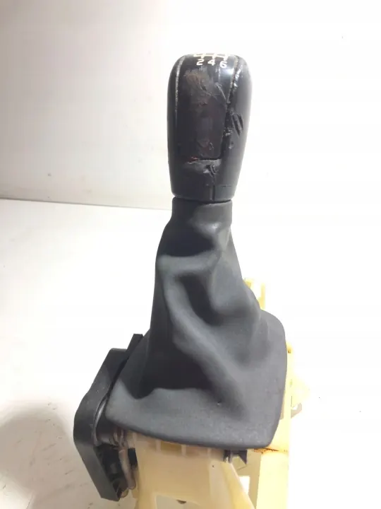 Levier de vitesse Volvo V50 OEM 30711726 - Manuelle image 6