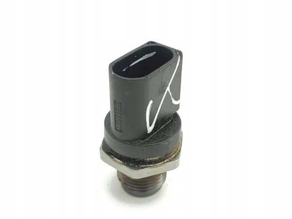 Sensor de pressão de combustível Mercedes-Benz A W169 2008 A0061536528 image 6