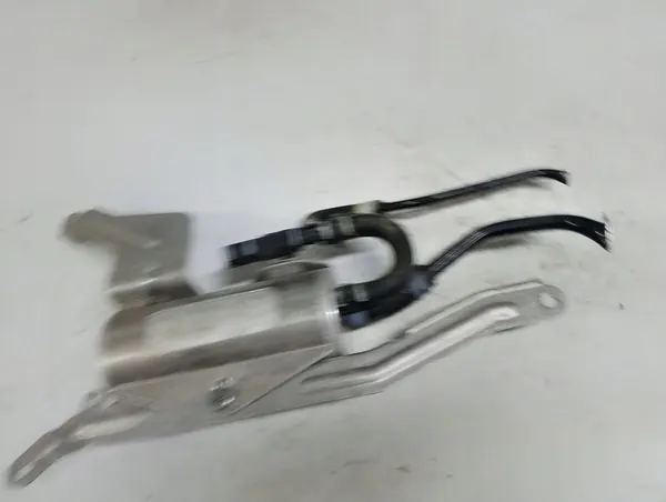 Audi Bränslefilter 4N0 127 401A image 3