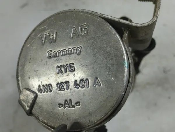 Audi Bränslefilter 4N0 127 401A image 5