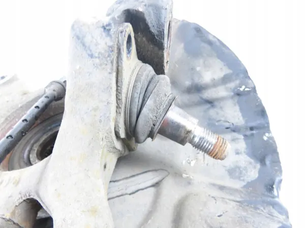 OEM ZWROTNICA PIASTA PRZEDNIA PRAWA BMW X3 E83 2.0 d image 5