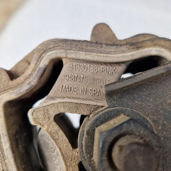 Volvo XC60 I 2.0 D4 Engine Mount Lower image 3