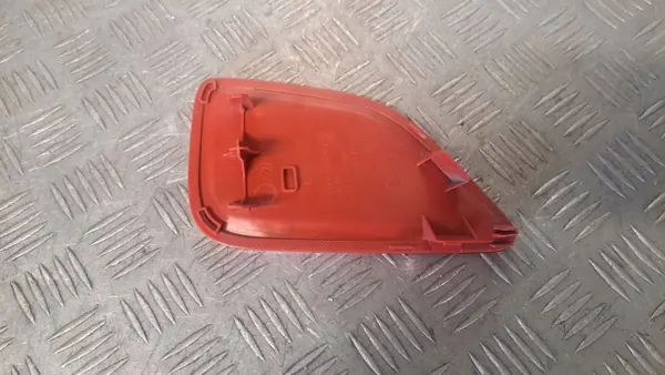 Reflector OEM L1TB-13B414-AB Parachoques Trasero Derecho image 3