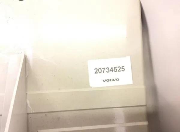 OEM 20734525 Volvo Hytlocket - Begagnad Plast image 5