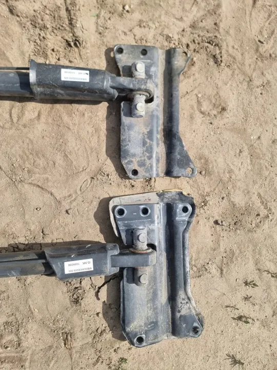 Cilindro suspensão cabina Mercedes Actros MP4 OEM 0035530205 image 3