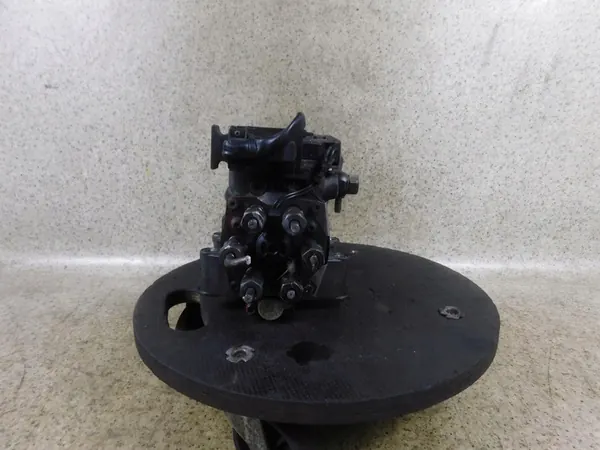 Beschädigte Kraftstoffpumpe Audi A4 A6 C5 2.5TDI 059130106BX image 4