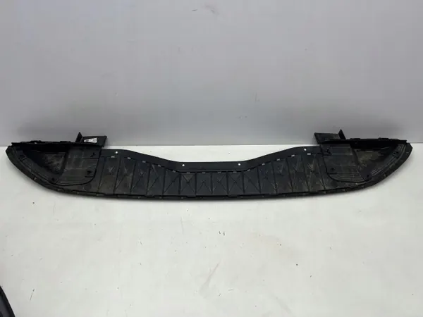 Ford Capri EV Cache Plaque Pare-chocs Avant OEM R2KB-8B384-C image 4