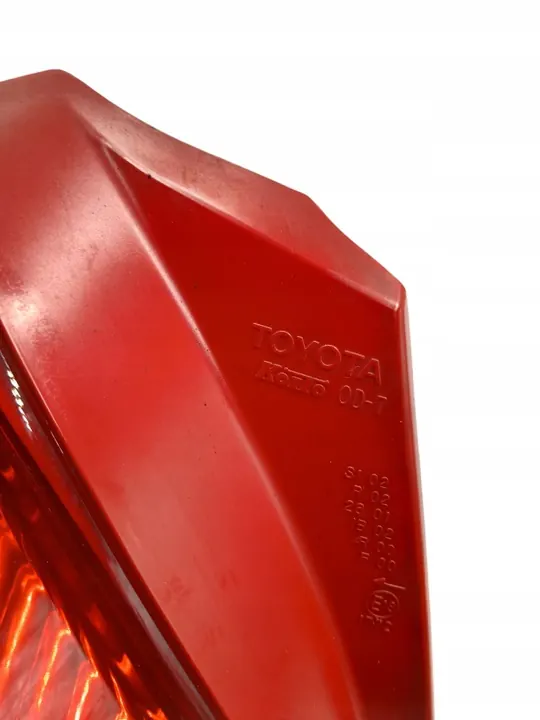 Luz Trasera Izquierda Toyota Yaris II 81561-0D110 image 3
