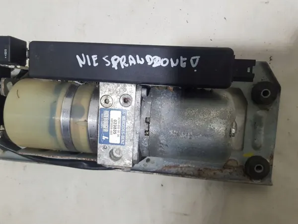 Mercedes takpump OEM A2308000030 Begagnad image 5