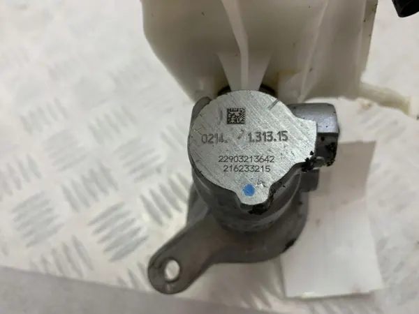 BMW Jarrujäämäsäiliö OEM 6866164 - Käytetty image 3